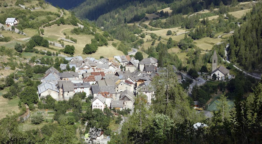 La Petite Etoile D'Hotes En Mercantour Saint-Dalmas-le-Selvage Eksteriør billede